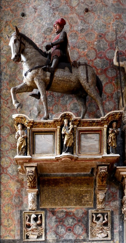 Statua equestre a Paolo Savelli
